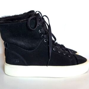 UGG Beven Suede Sneakers size 8